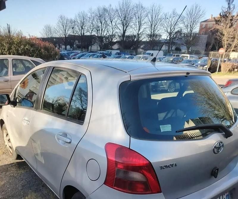 Utilisé 2008 Toyota Yaris Berline | 600 € - Image 1/4