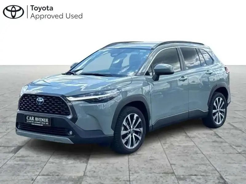 Vert Utilisé 2023 Toyota Corolla Cross Style SUV | 33 835 € - Image 1/4