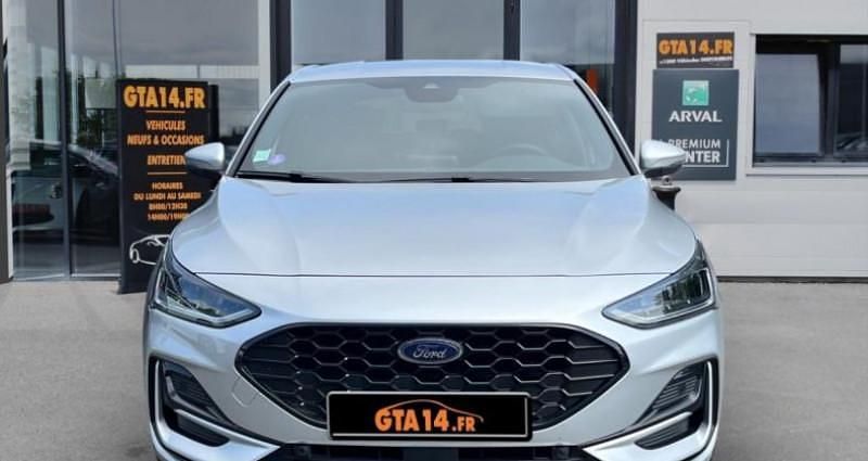 Utilisé 2022 Ford Focus ST-Line Berline | 19 990 € (Prix juste) - Image 1/4