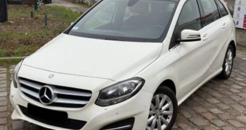 Blanc Utilisé 2015 Mercedes B200 Monospace | 4 990 € - Image 1/4