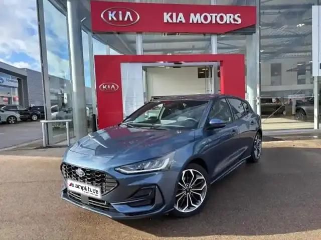 Bleu azur métallisé Occasion 2024 Ford Focus ST-Line X Berline | 23 999 € (Prix juste) - Image 1/4