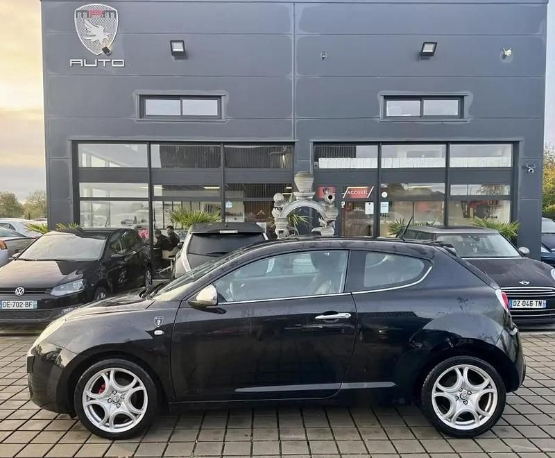 Noir Utilisé 2018 Alfa Romeo MiTo Exclusive Citadine | 8 990 € - Image 1/4
