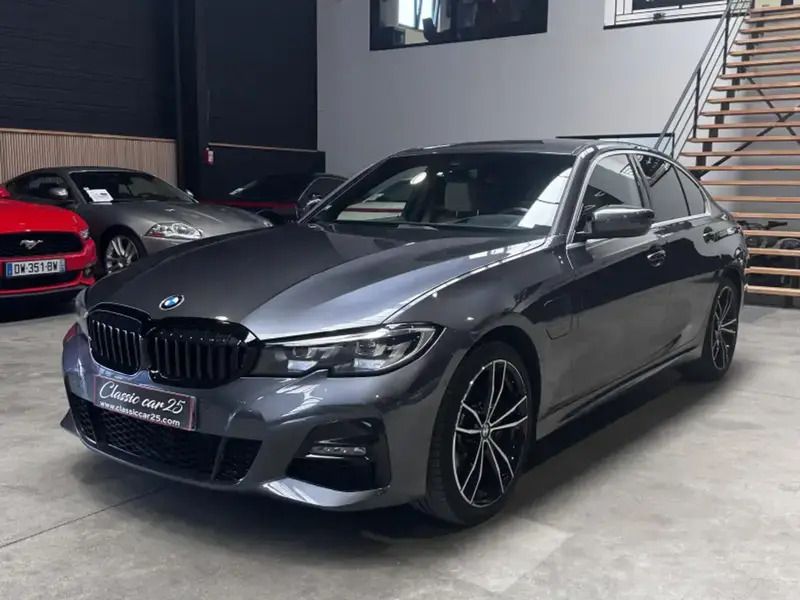 Gris Utilisé 2019 BMW 330e M Sport Berline | 32 490 € - Image 1/4