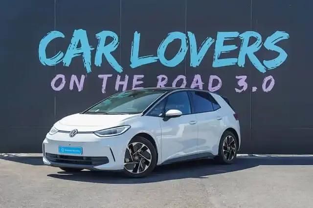 Noir Utilisé 2024 VW ID.3 Life Citadine | 27 990 € (Super prix) - Image 1/4