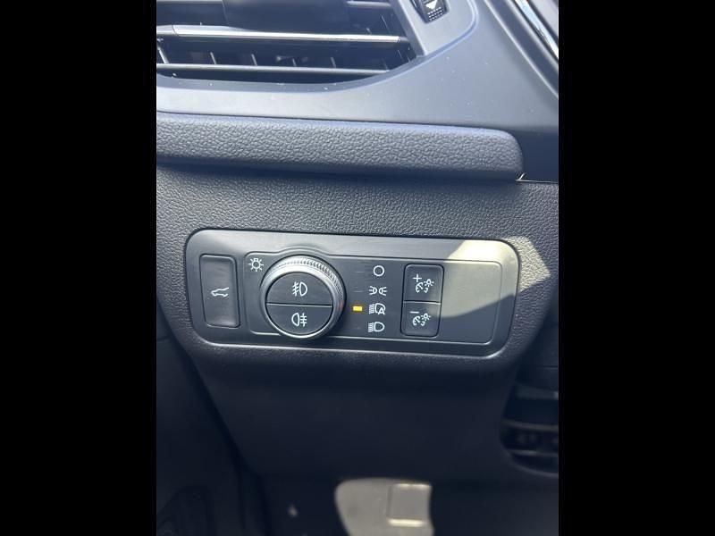 Image 3/4