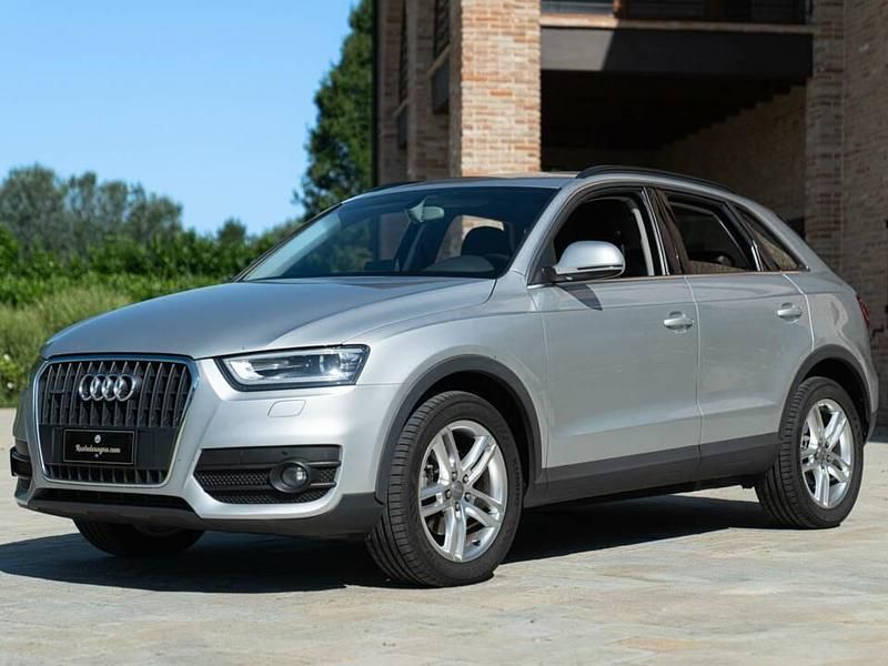 Gris Utilisé 2012 Audi Q3 SUV | 23 000 € - Image 1/4
