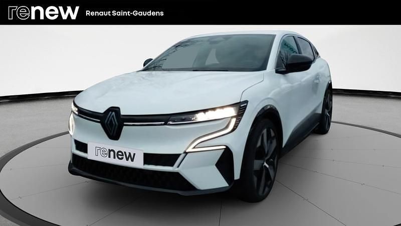 Blanc Occasion 2022 Renault Megane E-Tech Techno Berline | 18 690 € (Prix juste) - Image 1/4