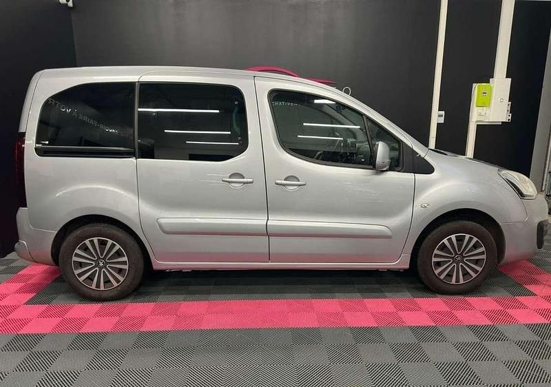Occasion Peugeot TePee Active 99 ch (72 kW) 2017 Gris Van