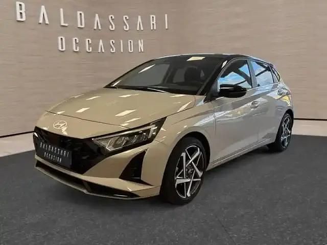 Gris Occasion 2023 Hyundai i20 Berline | 19 790 € (Prix juste) - Image 1/4