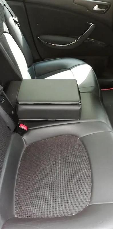 Image 2/4