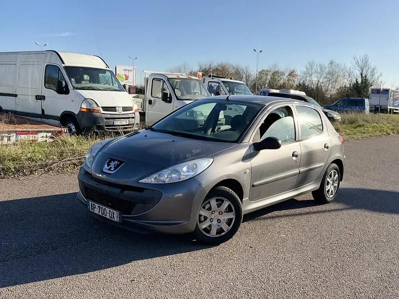 Utilisé 2010 Peugeot 206 Berline | 1 750 € (Prix juste) - Image 1/4