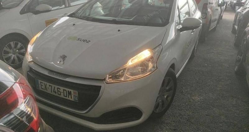 Utilisé 2018 Peugeot 208 Citadine | 8 490 € (Bon prix) - Image 1/4