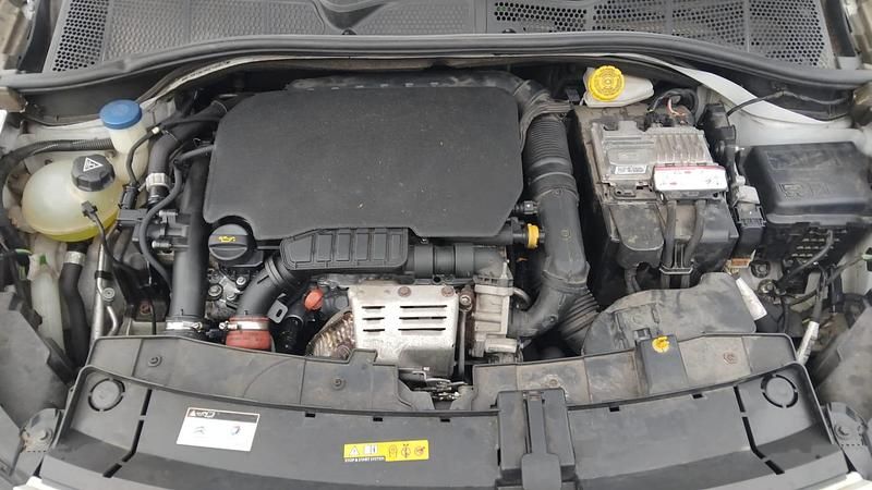 Occasion Citroën C4 Cactus Shine Edition 110 ch (80 kW) 2016 Citadine