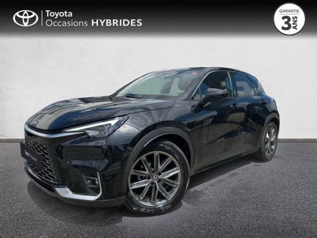 Noir Utilisé 2024 Lexus LBX SUV | 34 490 € (Prix juste) - Image 1/4