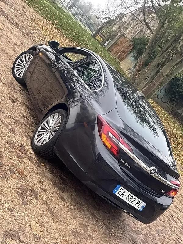 Utilisé 2016 Opel Insignia Edition Berline | 4 400 € - Image 1/4