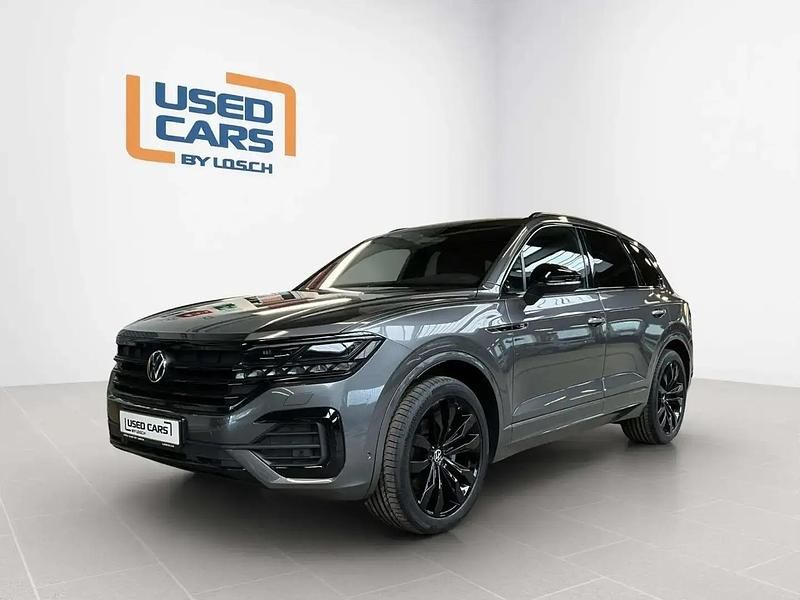Gris Utilisé 2023 VW Touareg Style SUV | 53 835 € (Prix juste) - Image 1/4