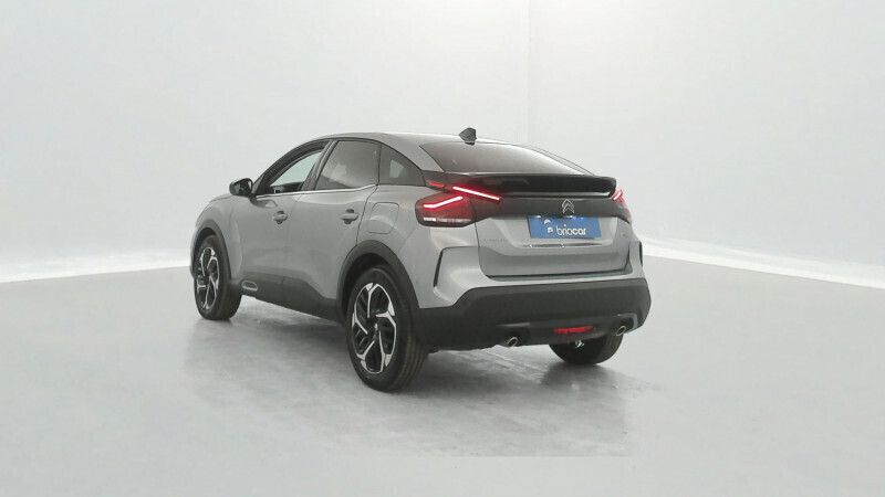 Image 3/4