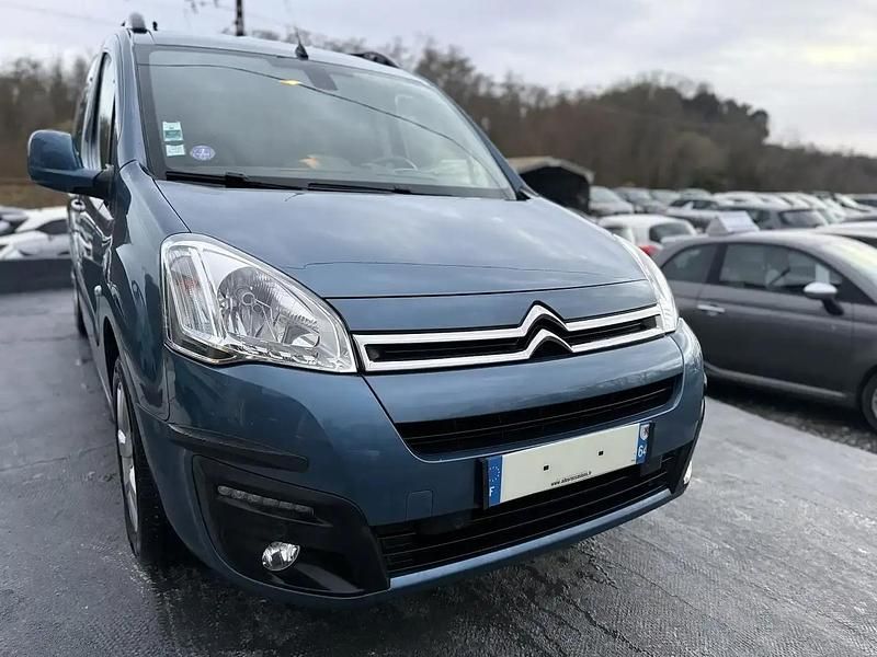 Occasion Citroën Berlingo Comfort 99 ch (72 kW) 2016 Bleu Monospace