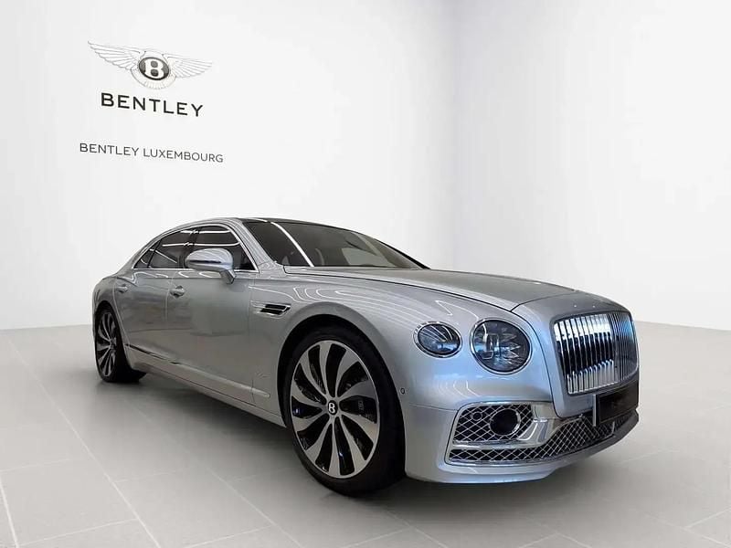 Argent Utilisé 2025 Bentley Flying Spur Berline | 281 948 € (Prix cher) - Image 1/4