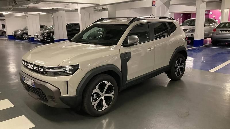 Beige Utilisé 2025 Dacia Duster Journey SUV | 28 890 € - Image 1/4