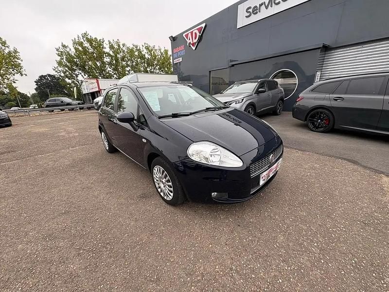 Bleu Utilisé 2009 Fiat Grande Punto Dynamic Citadine | 6 990 € - Image 1/4