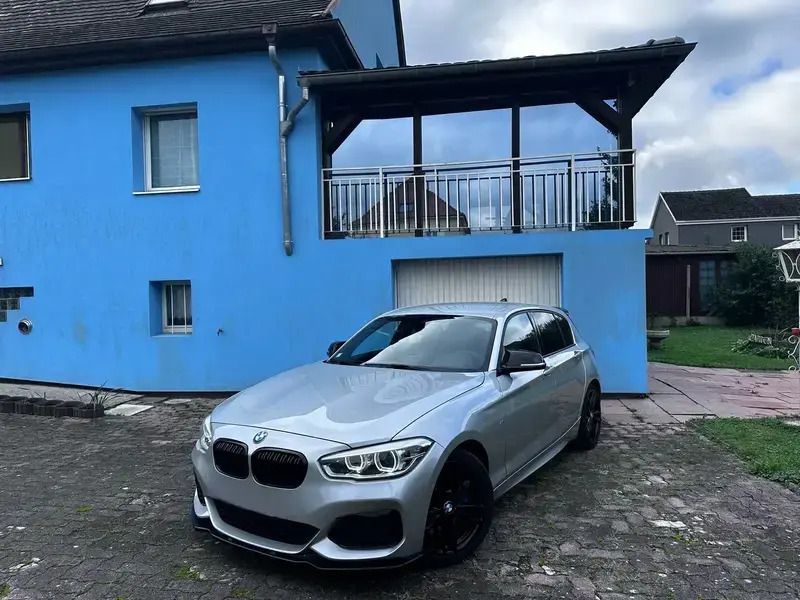 Utilisé 2016 BMW M135 Sport Line Citadine | 23 990 € (Prix juste) - Image 1/4