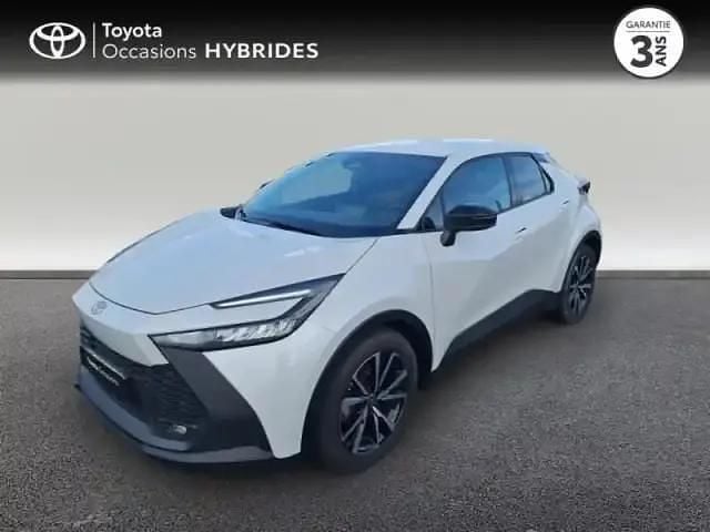 Blanc lunair Utilisé 2025 Toyota C-HR Design SUV | 30 890 € (Prix cher) - Image 1/4