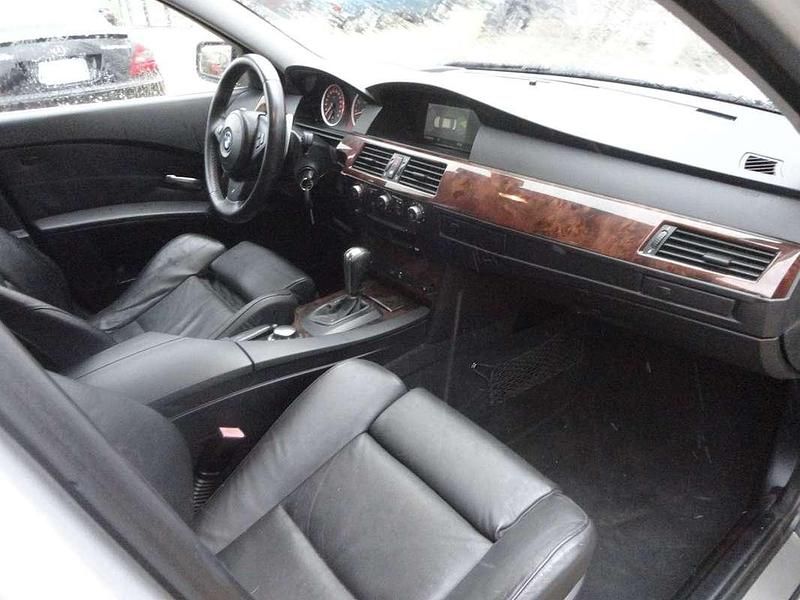 Occasion BMW 545 339 ch (249 kW) 2004 Gris Berline