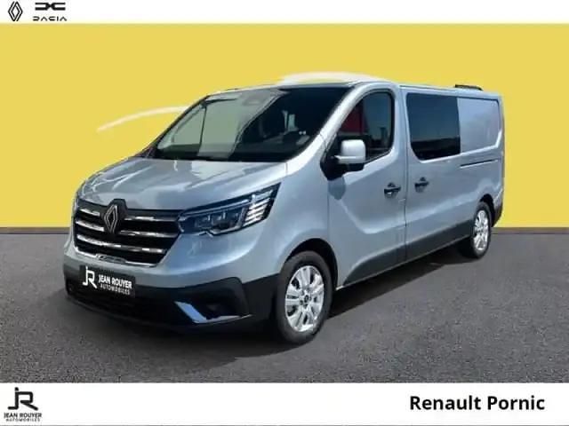 Gris highland métallisé Utilisé 2025 Renault Trafic Techno Van | 36 000 € (Prix cher) - Image 1/4