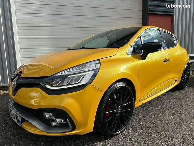 Occasion Renault Clio IV Trophy 220 ch (161 kW) 2018 Jaune Citadine