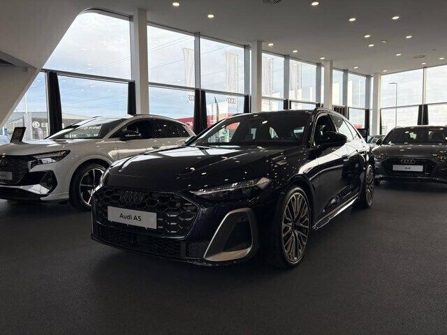 Bleu Nouvelle 2024 Audi A5 S-Line Coupé | 65 900 € (Bon prix) - Image 1/4
