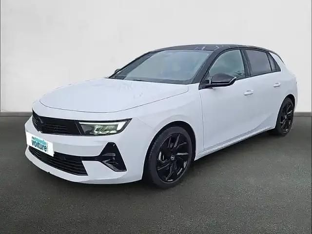 Blanc Utilisé 2023 Opel Astra GS Line Berline | 24 990 € (Prix cher) - Image 1/4