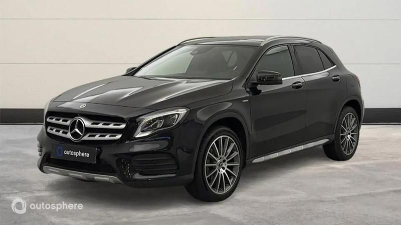Noir Utilisé 2019 Mercedes GLA200 Edition SUV | 26 999 € (Prix assez cher) - Image 1/4