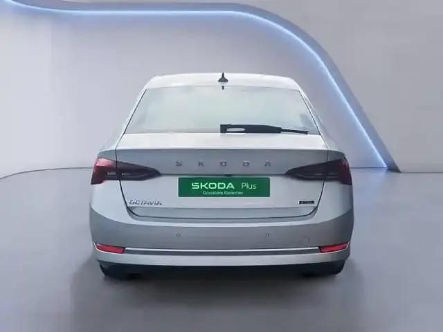 Occasion Skoda Octavia 110 ch (80 kW) 2024 Gris Berline