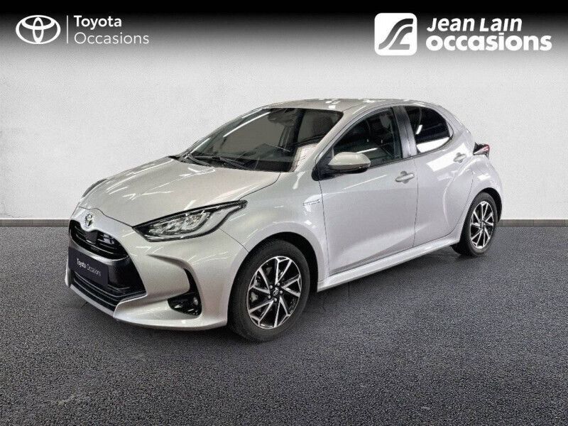 Utilisé 2021 Toyota Yaris Hybrid Design Citadine | 18 890 € (Prix juste) - Image 1/4