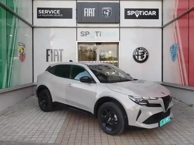 Occasion Alfa Romeo Junior 2025 Ivoire scala métallisée SUV