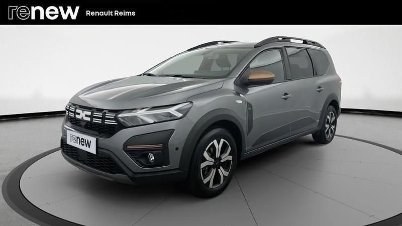 Gris Utilisé 2023 Dacia Jogger Extreme Break | 21 990 € (Prix assez cher) - Image 1/4