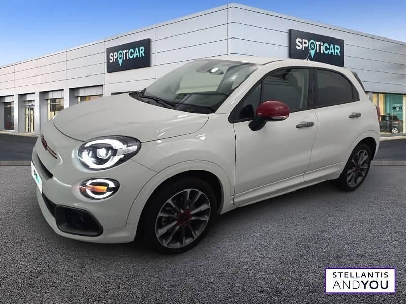 Utilisé 2023 Fiat 130 Red | 20 689 € - Image 1/4