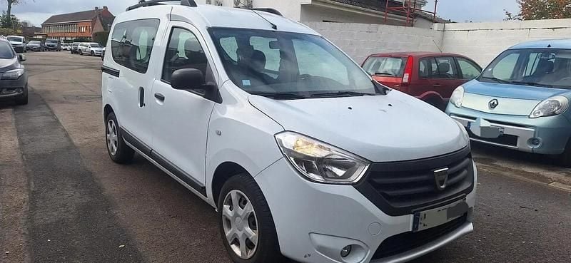 Utilisé 2016 Dacia Dokker Berline | 6 990 € - Image 1/4