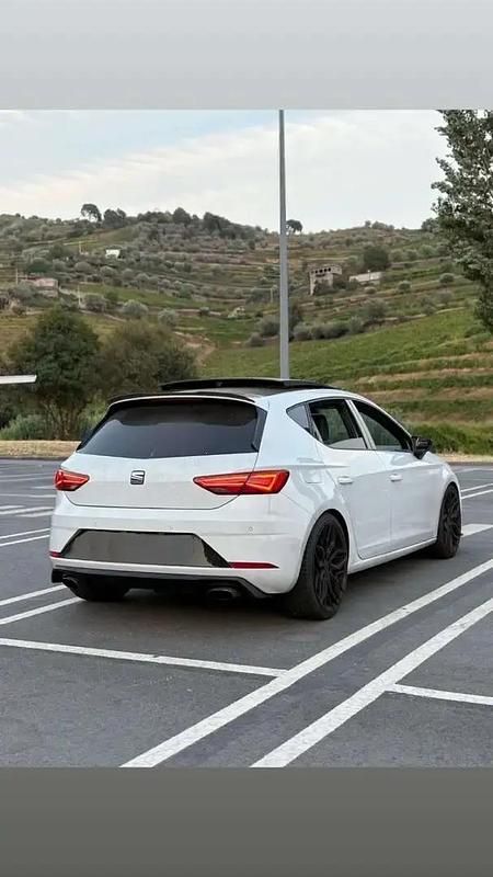 Utilisé 2018 Seat Leon Berline | 23 200 € (Bon prix) - Image 1/4