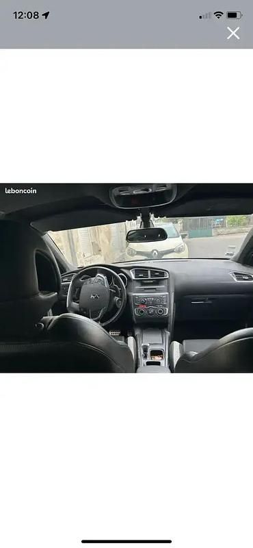 Image 2/4