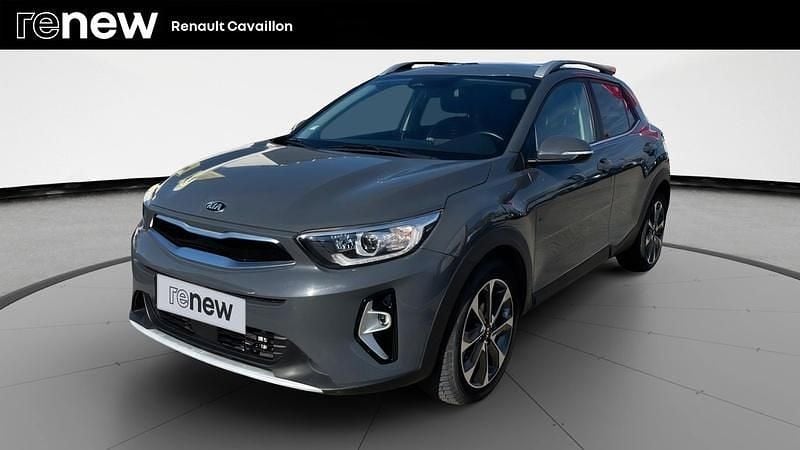 Gris Utilisé 2020 Kia Stonic Launch Edition SUV | 14 990 € (Prix juste) - Image 1/4