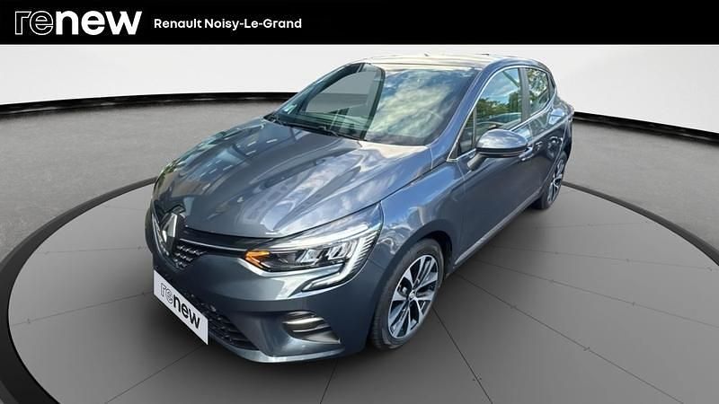 Gris Utilisé 2022 Renault Clio V Intens Citadine | 15 980 € (Prix assez cher) - Image 1/4