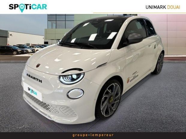 Blanc Utilisé 2024 Abarth 500e Turismo Citadine | 37 990 € (Prix cher) - Image 1/4