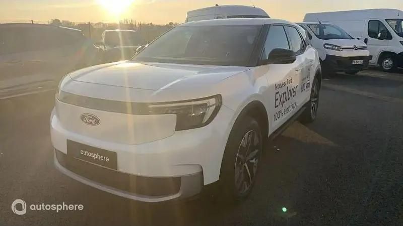 Blanc Utilisé 2024 Ford Explorer Extended Range SUV | 37 499 € - Image 1/4