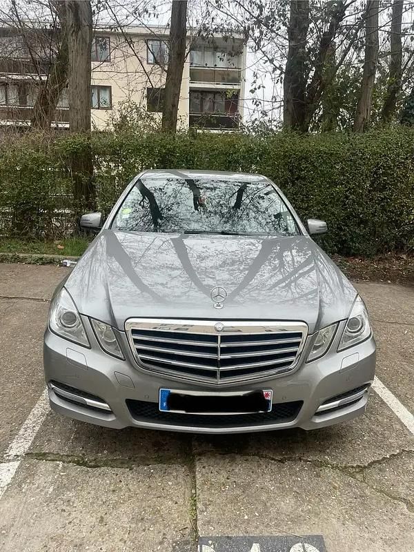 Occasion 2013 Mercedes E220 Avantgarde Berline | 14 500 € (Bon prix) - Image 1/4