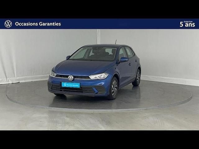 Bleu Utilisé 2023 VW Polo Life Berline | 18 990 € (Prix juste) - Image 1/3