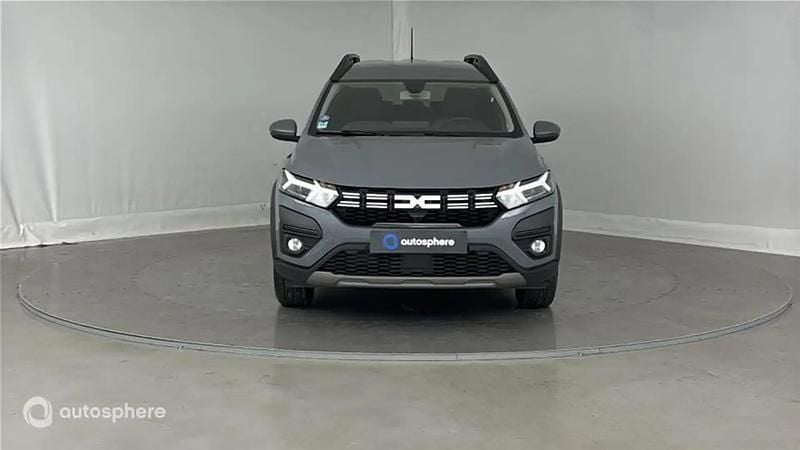 Occasion Dacia Jogger Expression 102 ch (75 kW) 2023 Gris Monospace