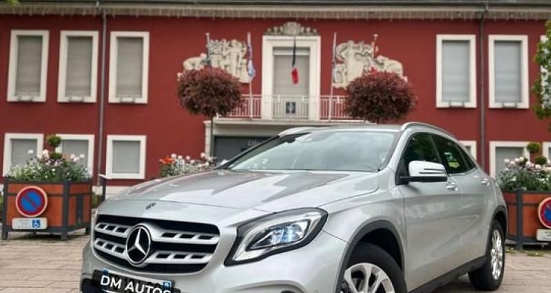 Gris Utilisé 2018 Mercedes GLA200 SUV | 17 990 € (Prix juste) - Image 1/4