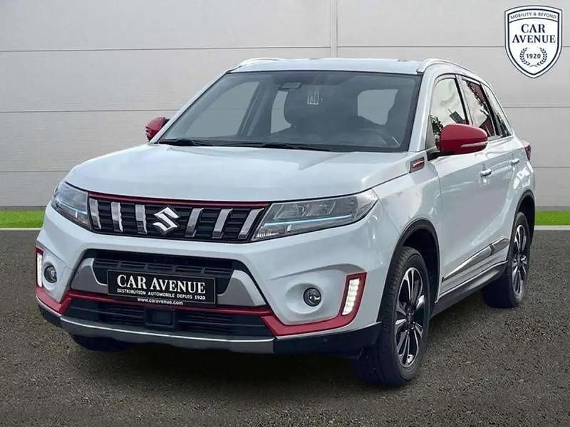 Blanc Utilisé 2021 Suzuki Vitara SUV | 16 389 € (Prix juste) - Image 1/4